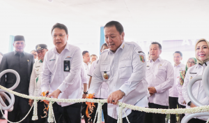 Read more about the article KEMBANGKAN PROGRAM WARUNG SEHAT KIMIA FARMA GANDENG PEMPROV LAMPUNG