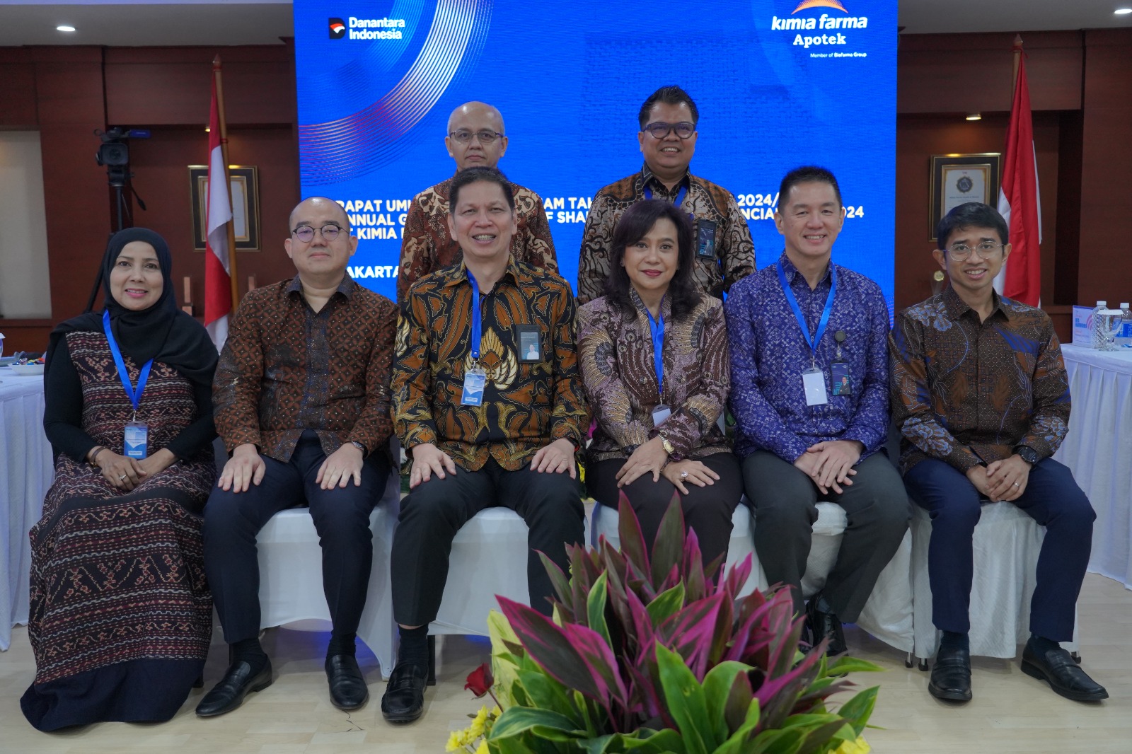 Read more about the article Kimia Farma Apotek Gelar RUPST 2024: Sukses Lewati Multi Krisis dan Perkuat Transformasi Digital & Tata Kelola